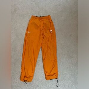 Men’s Tennessee Nike sweatpants size medium